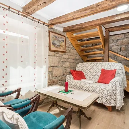 Kameni Biser Semesterbostad *