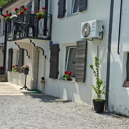 Kameni Biser Semesterbostad