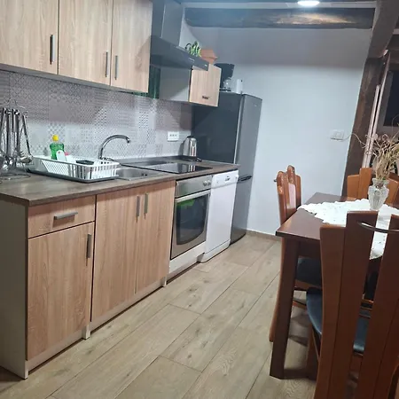 Vikendica Kameni Biser *