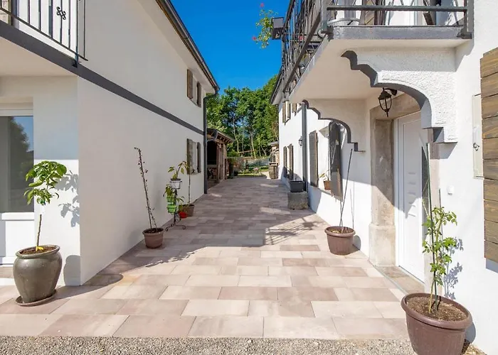 Holiday home Kameni Biser