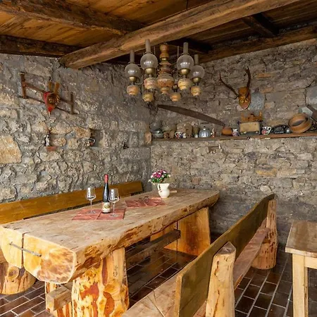 Vikendica Kameni Biser