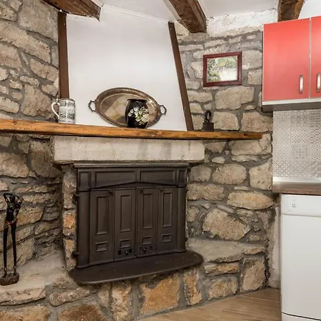 Kameni Biser Jurdani