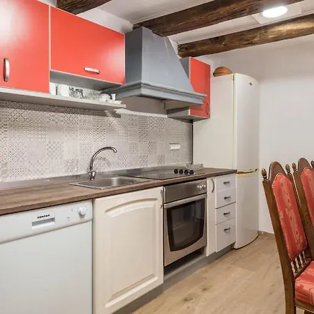 Vikendica Kameni Biser *