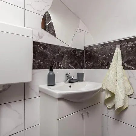 Kameni Biser * Jurdani