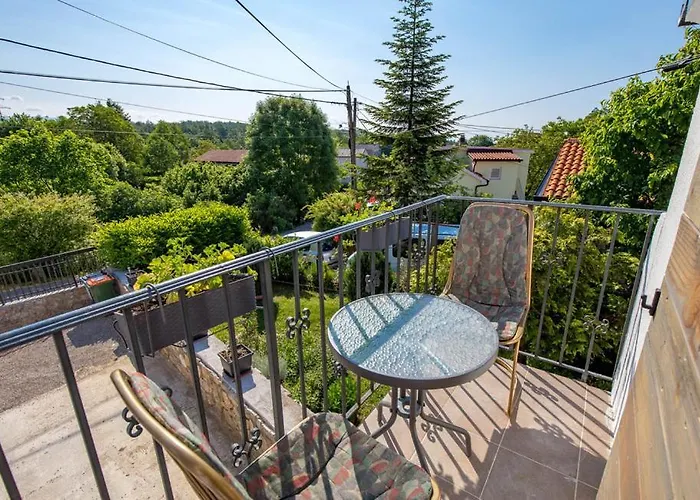 Kameni Biser Dom wakacyjny *