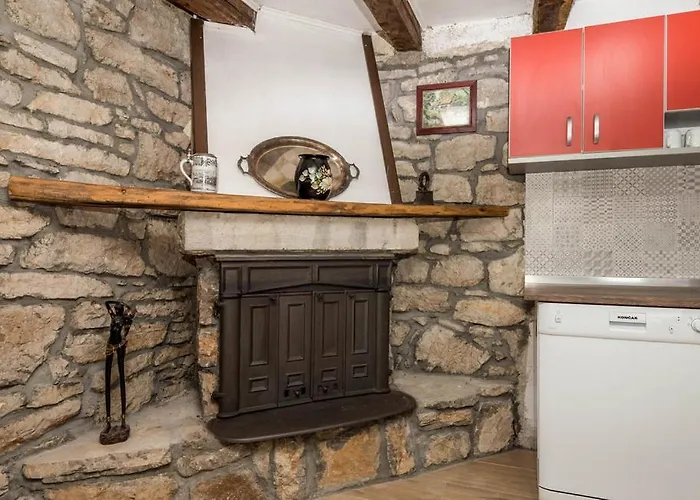 Kameni Biser Jurdani