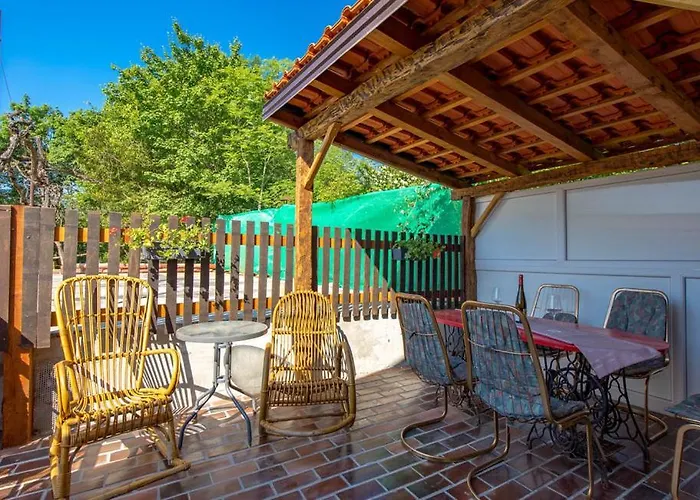 Kameni Biser Jurdani