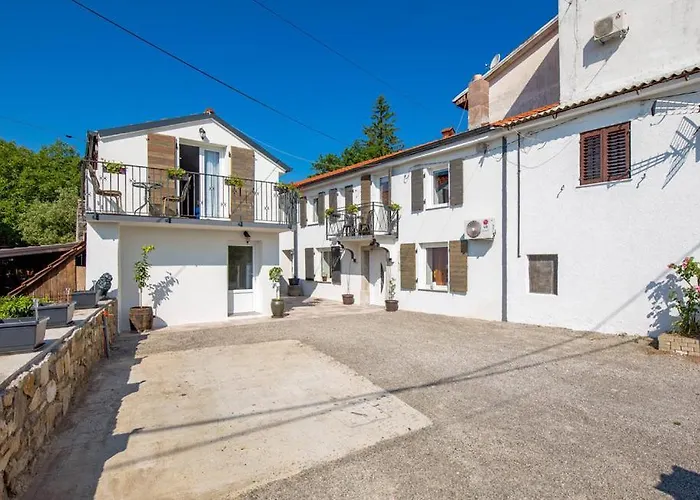 Dom wakacyjny Kameni Biser *